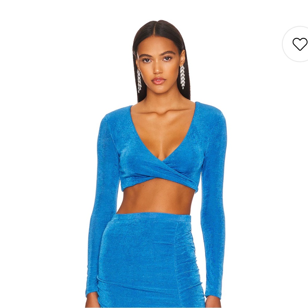 Niki Top in Blue
REMI x REVOLVE size small
